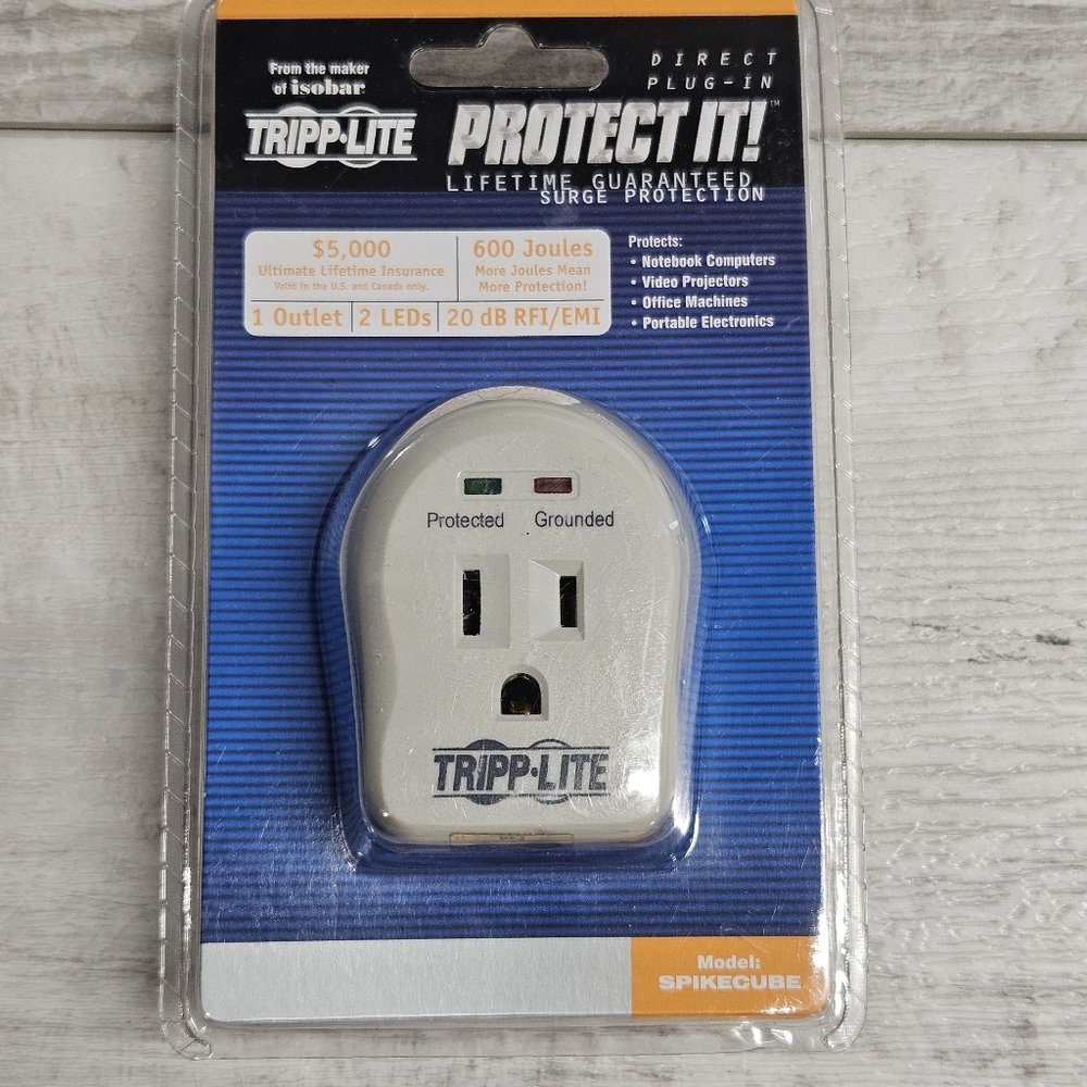 TRIPP LITE SPIKECUBE Series 1-Outlet Personal Surge Protector Wall Tap